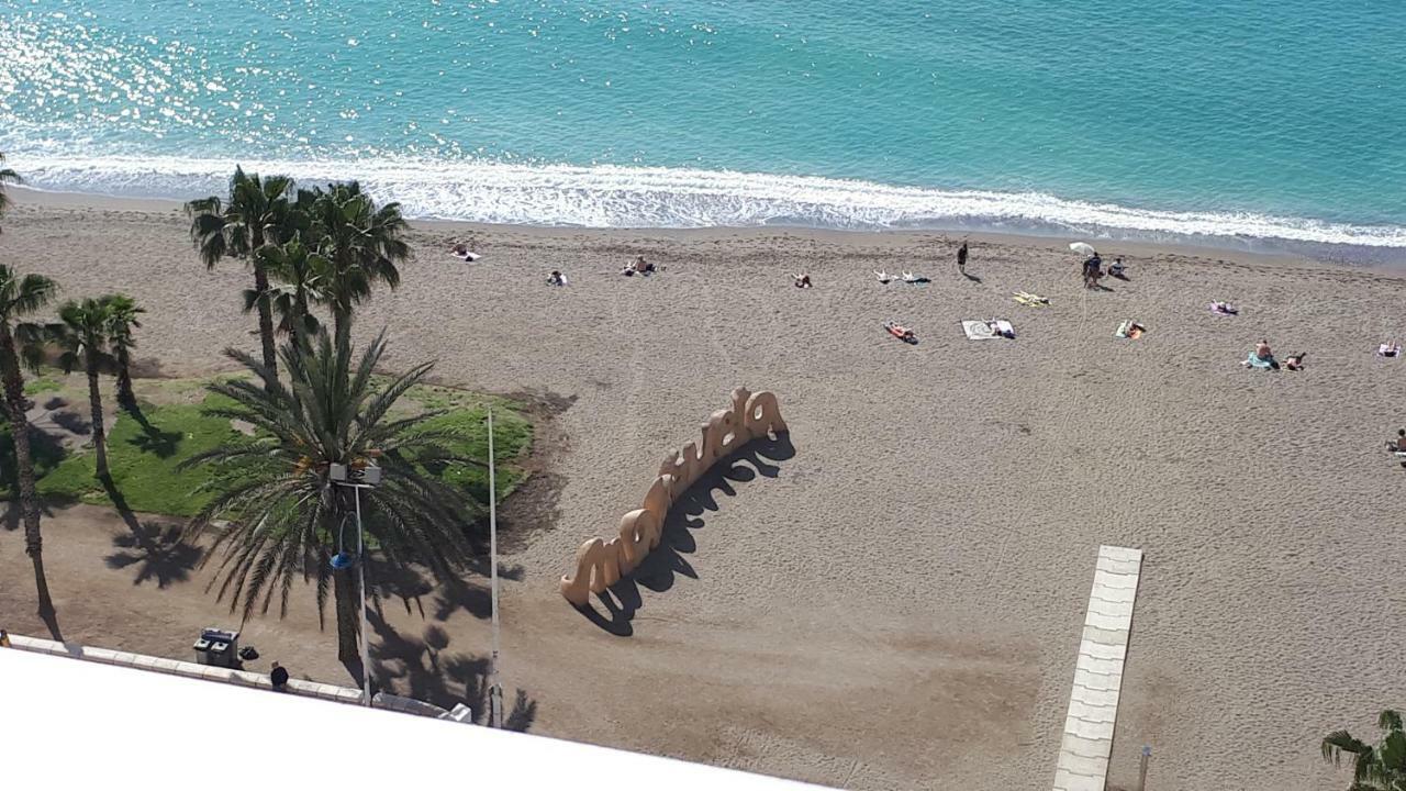 Primera Linea De Playa 4 Málaga Buitenkant foto